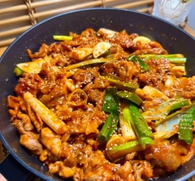 제육 볶음 - 辣炒猪肉